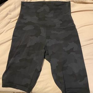 lululemon Align Biker Short 10”
